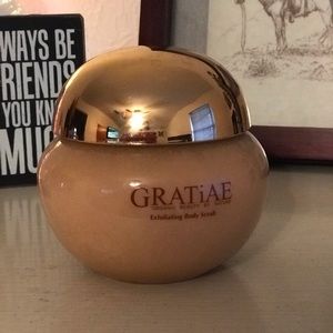 GRATiAE body scrub